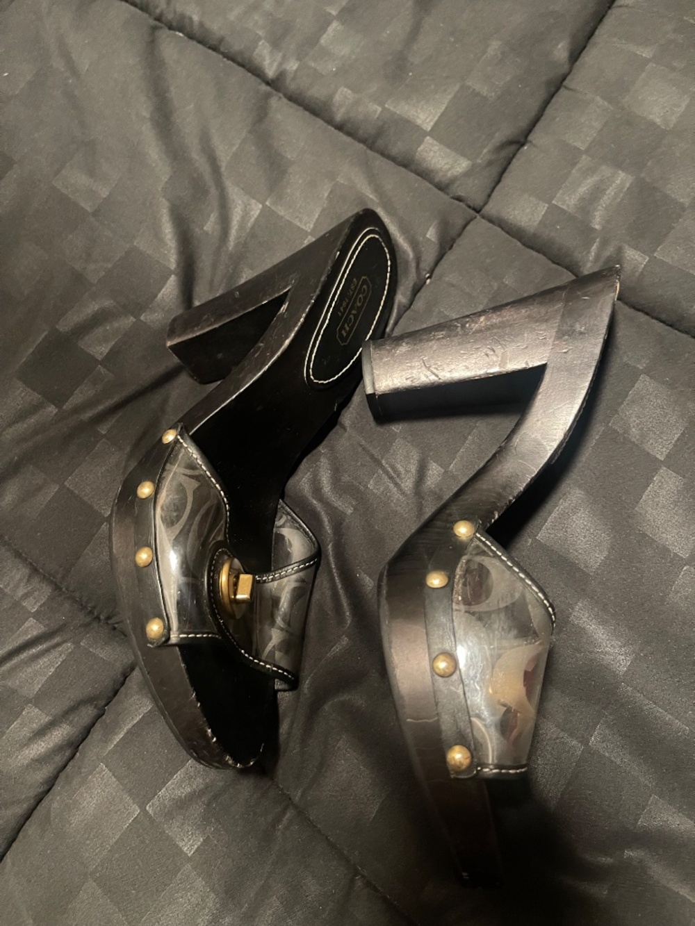 Shoes - Picture 3 of 6